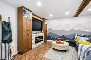 11053 E 28th Pl, Denver, CO 80238 - Photo 24