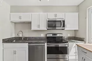968 S Peoria St, Aurora, CO 80012 - Photo 8