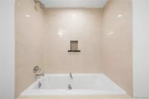2133 18th St, Denver, CO 80202 - Photo 32