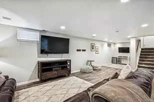 6809 S Niagara Ct, Centennial, CO 80112 - Photo 34