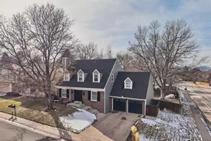 6809 S Niagara Ct, Centennial, CO 80112 - Photo 2