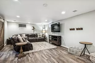 6809 S Niagara Ct, Centennial, CO 80112 - Photo 32