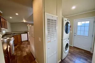 460 E Colfax Ave, Bennett, CO 80102 - Photo 10