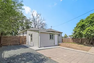 1990 Newark St, Aurora, CO 80010 - Photo 34