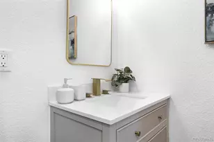 1990 Newark St, Aurora, CO 80010 - Photo 18