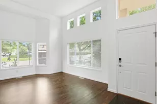 14044 E Temple Dr, Aurora, CO 80015 - Photo 8