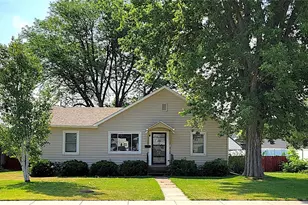 417 W 5th St, Julesburg, CO 80737 - Photo 1