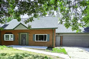 518 Quentin St, Aurora, CO 80011 - Photo 1