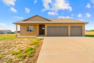 634 E Fredonia Dr, Pueblo, CO 81007 - Photo 1