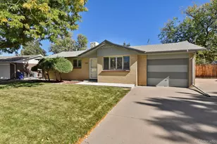 666 S Quentin St, Aurora, CO 80012 - Photo 1