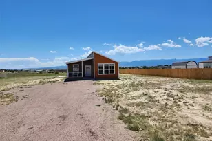 772 7th St, Penrose, CO 81240 - Photo 1