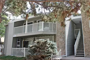 907 S Yampa St, Aurora, CO 80017 - Photo 1