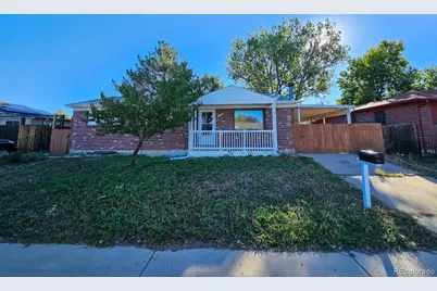 5542 Scranton Street, Denver, CO 80239 - Photo 1