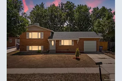 5542 Crown Boulevard, Denver, CO 80239 - Photo 1