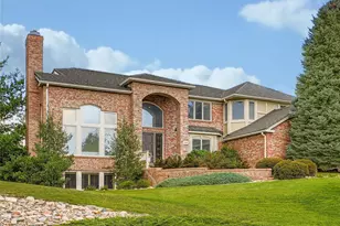 19281 E Hinsdale Ln, Centennial, CO 80016 - Photo 1