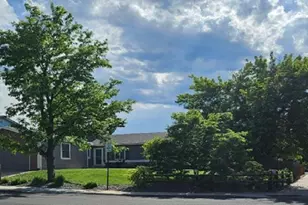 2707 S Richfield St, Aurora, CO 80013 - Photo 1