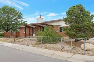 801 Naples St, Aurora, CO 80011 - Photo 1