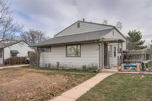 880 Kenton St, Aurora, CO 80010 - Photo 1