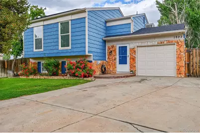 1922 Danube Way, Aurora, CO 80011 - Photo 1