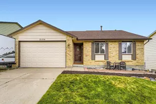 2104 Vineyard Dr, Castle Rock, CO 80104 - Photo 1