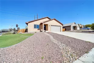 25 Arrowsmith Dr, Pueblo, CO 81008 - Photo 1