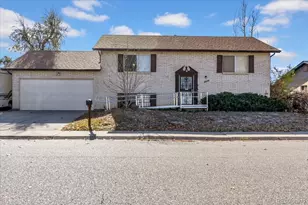 15052 Pensacola Pl, Denver, CO 80239 - Photo 1