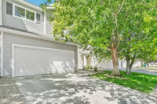 7925 S Kittredge St, Englewood, CO 80112 - Photo 1