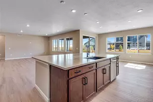 3422 N Gold Bug Ct, Aurora, CO 80019 - Photo 10