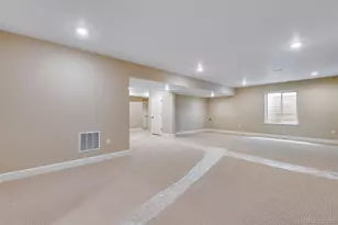 3422 N Gold Bug Ct, Aurora, CO 80019 - Photo 36