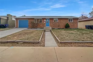 1807 Queens Dr, Longmont, CO 80501 - Photo 1