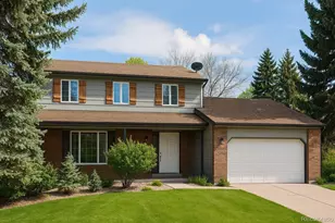 1056 E Nichols Ave, Centennial, CO 80122 - Photo 1