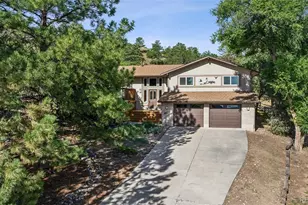 352 Waco Ct, Colorado Springs, CO 80919 - Photo 1