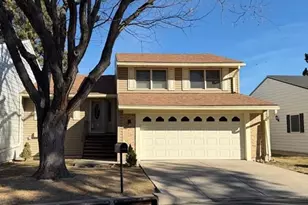 7255 W Maple Dr, Lakewood, CO 80226 - Photo 1