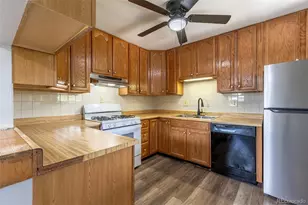 1099 Wheeling St, Aurora, CO 80011 - Photo 6