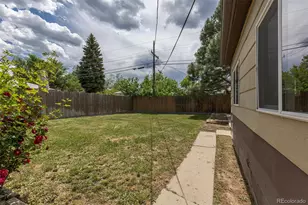 1099 Wheeling St, Aurora, CO 80011 - Photo 38