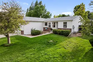 5879 S Riviera Ct, Centennial, CO 80015 - Photo 1