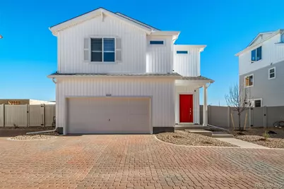 46541 Sunflower Lane, Bennett, CO 80102 - Photo 1