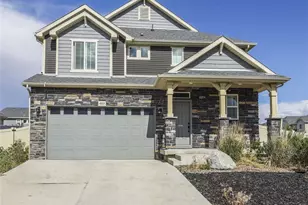 4504 N Picadilly Ct, Aurora, CO 80019 - Photo 1