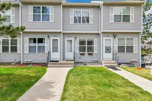 2074 Oakcrest Cir, Castle Rock, CO 80104 - Photo 1