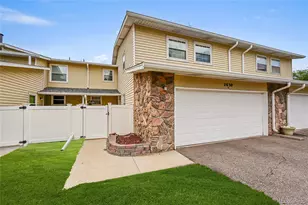 2650 S Vaughn Way, Aurora, CO 80014 - Photo 1