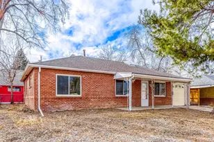 1067 Tucson St, Aurora, CO 80011 - Photo 1