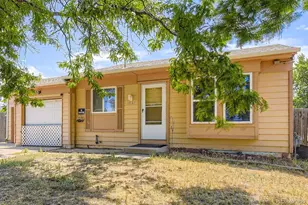 1961 Danube Way, Aurora, CO 80011 - Photo 1
