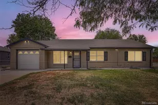 899 Troy St, Aurora, CO 80011 - Photo 1