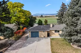 845 10th St, Berthoud, CO 80513 - Photo 1