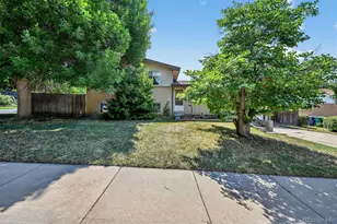 2806 S Joslin Ct, Denver, CO 80227 - Photo 1