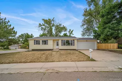 6924 W Hinsdale Drive, Littleton, CO 80128 - Photo 1