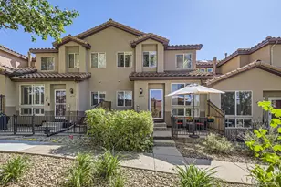 4555 S Auckland Ct, Aurora, CO 80015 - Photo 1