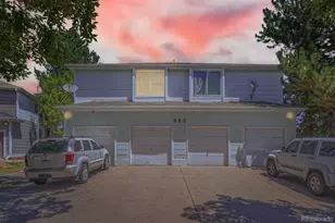 882 S Uravan Ct, Aurora, CO 80017 - Photo 1