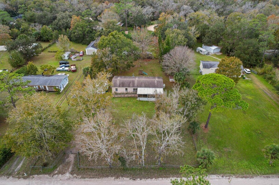 4870 Meadow Green Rd, Mims, FL 32754