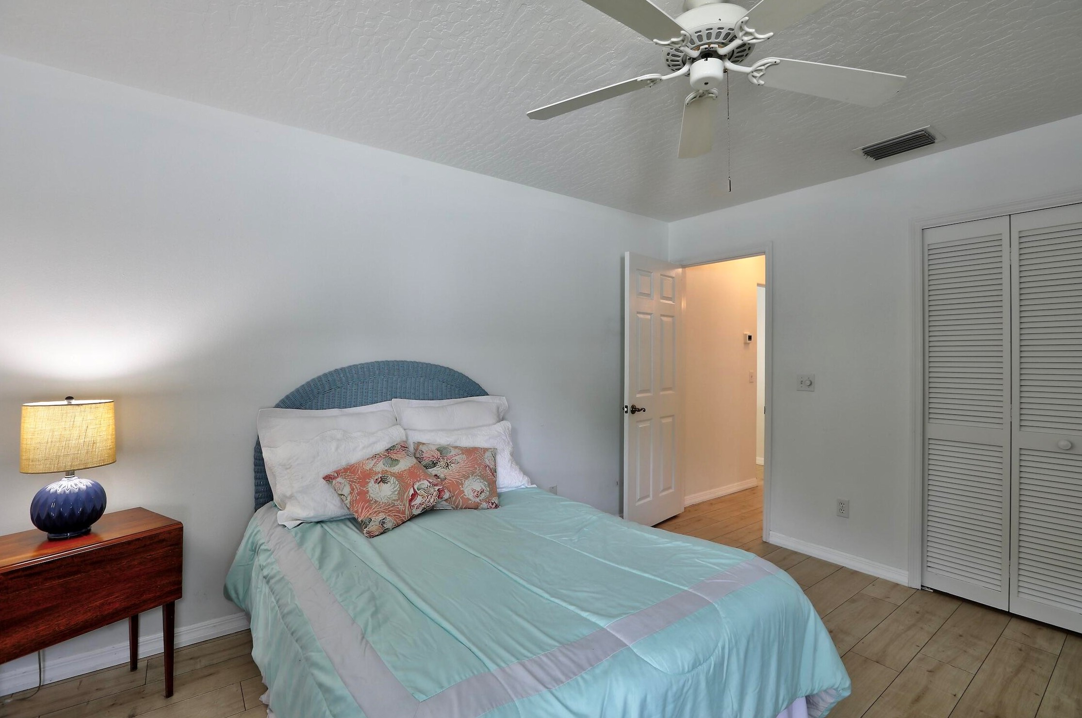 406 Perch Ln, Sebastian FL  32958-5506 exterior